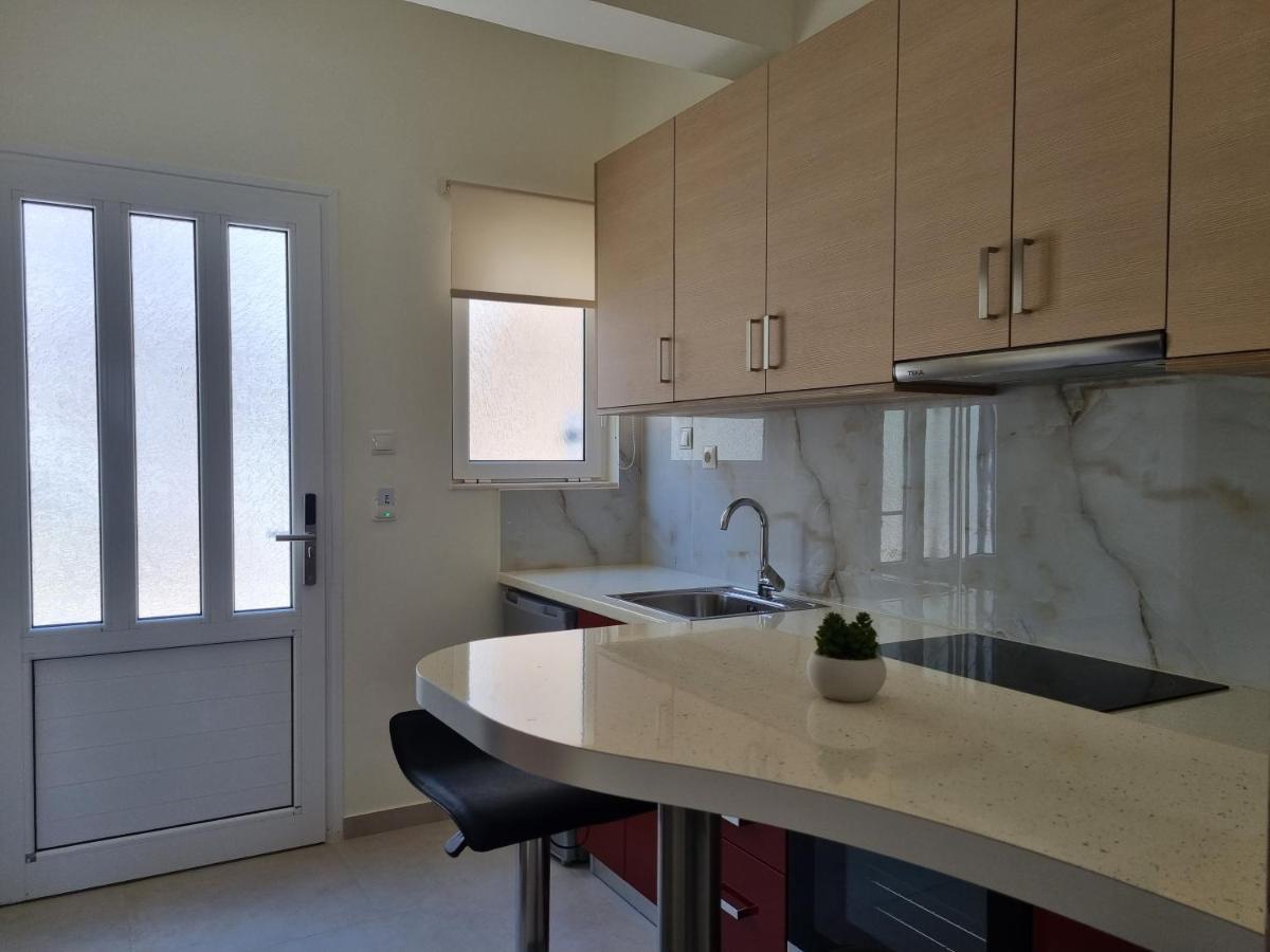 Chrysanthe'S Apartments No2 Πόρος Εξωτερικό φωτογραφία